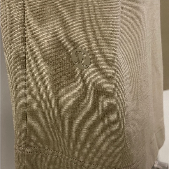 Lululemon Evolution Long Sleeve Polo Shirt - Picture 6 of 6